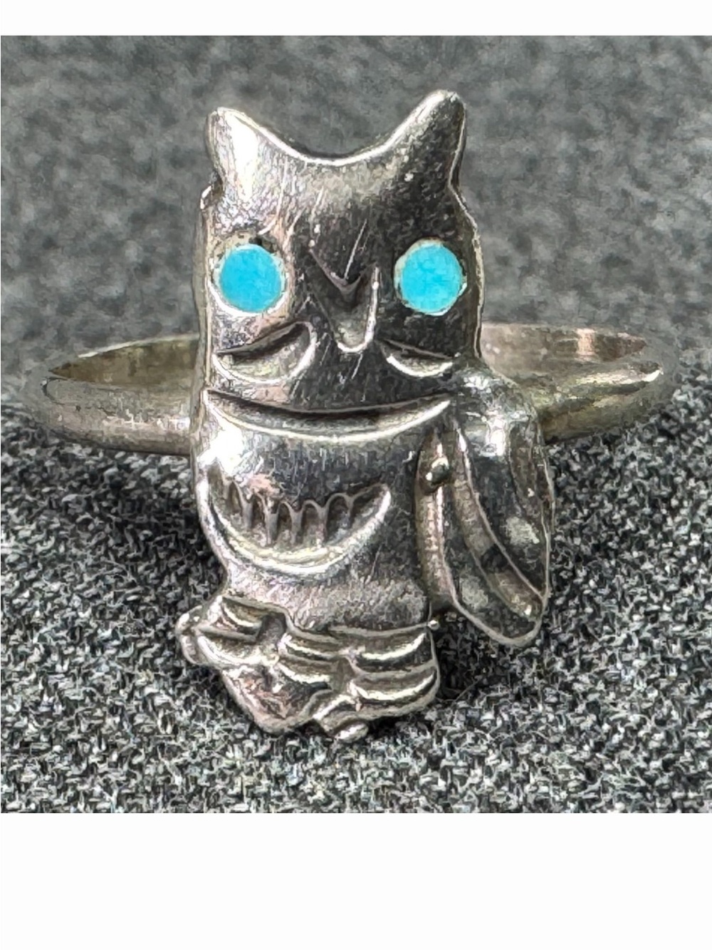Sterling Silver Vintage Owl Ring with Turquoise Eyes - Women's Jewelry